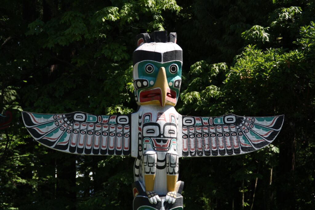 Picture of a Totem Pole